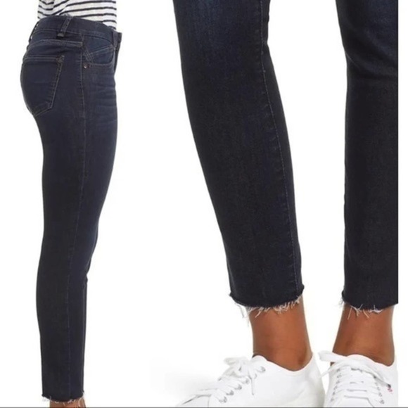 Ab'Solution Raw Hem Skinny Jeans
WIT & WISDOM - Picture 2 of 7